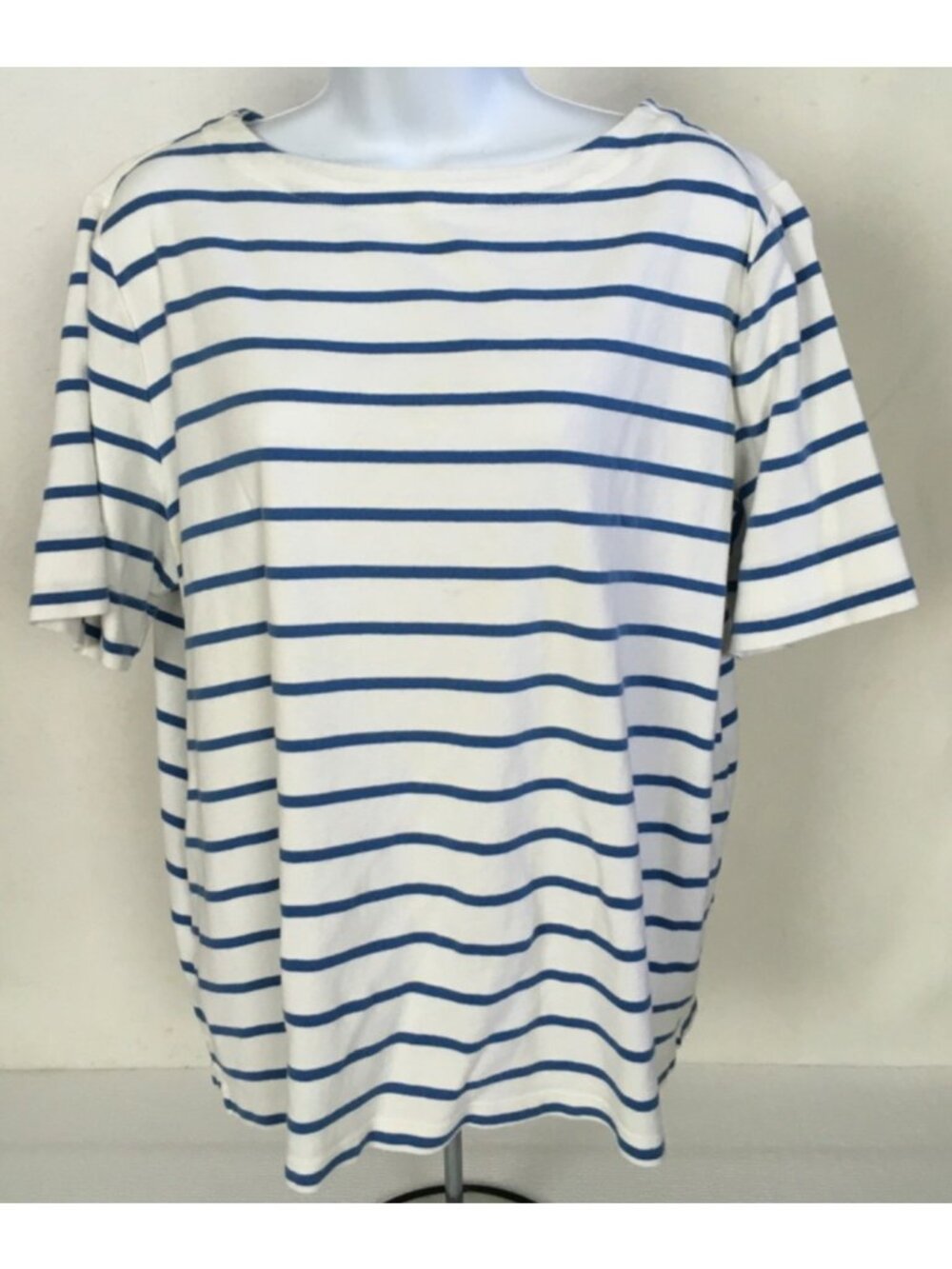 CJ Banks Top Women Size 1X White w Blue Stripes Short Sleeve T shirt Round Neck